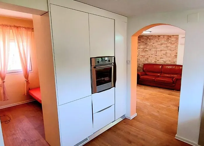 Romantica Villa *